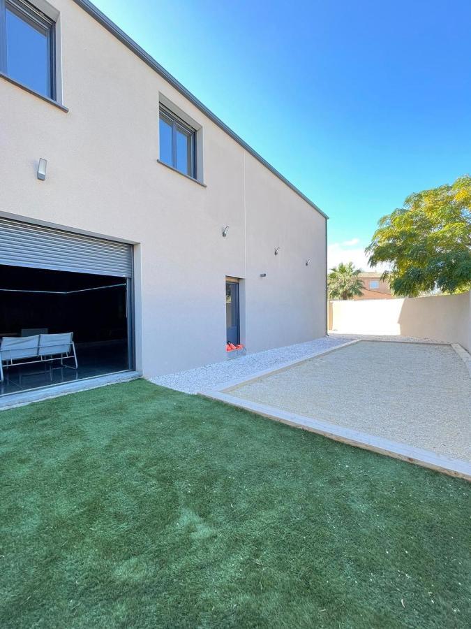Villa 400M2 Piscine Interieure Tres Calme Agde Kültér fotó